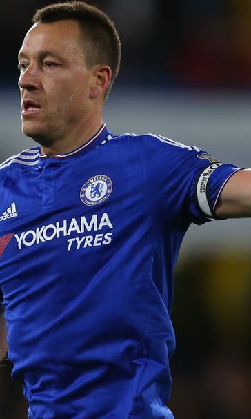 Hiddink thinks Chelsea defender Terry can still play at highest level